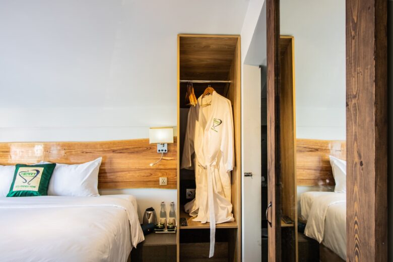 Room1